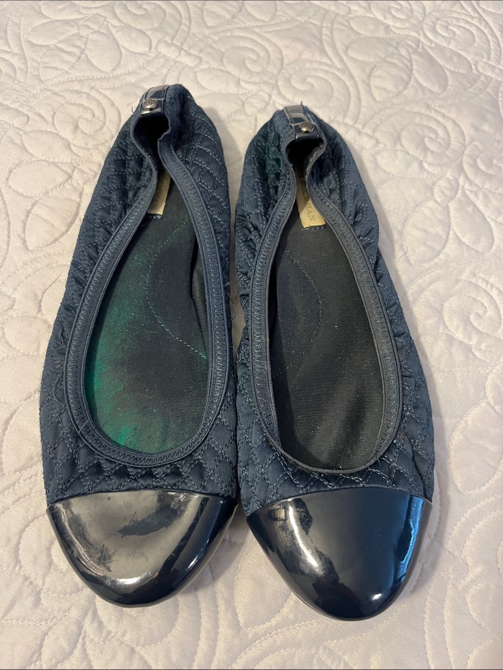 Dana Buchman Quilted Navy Women's Ballet Flats with Patent Toe